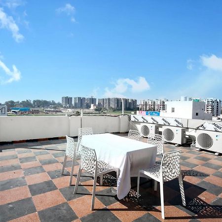 Hotel Woodcrest Zirakpur Chandigarh - Luxury Rooms 外观 照片