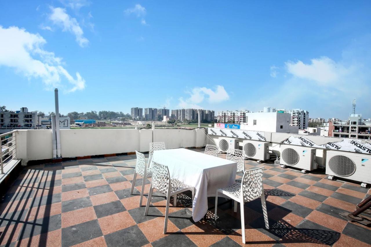 Hotel Woodcrest Zirakpur Chandigarh - Luxury Rooms 外观 照片