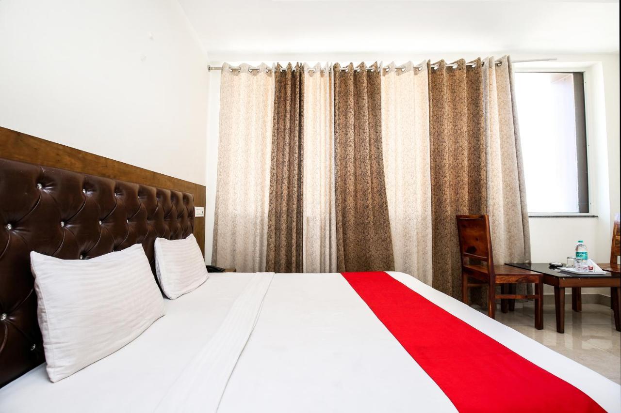 Hotel Woodcrest Zirakpur Chandigarh - Luxury Rooms 外观 照片