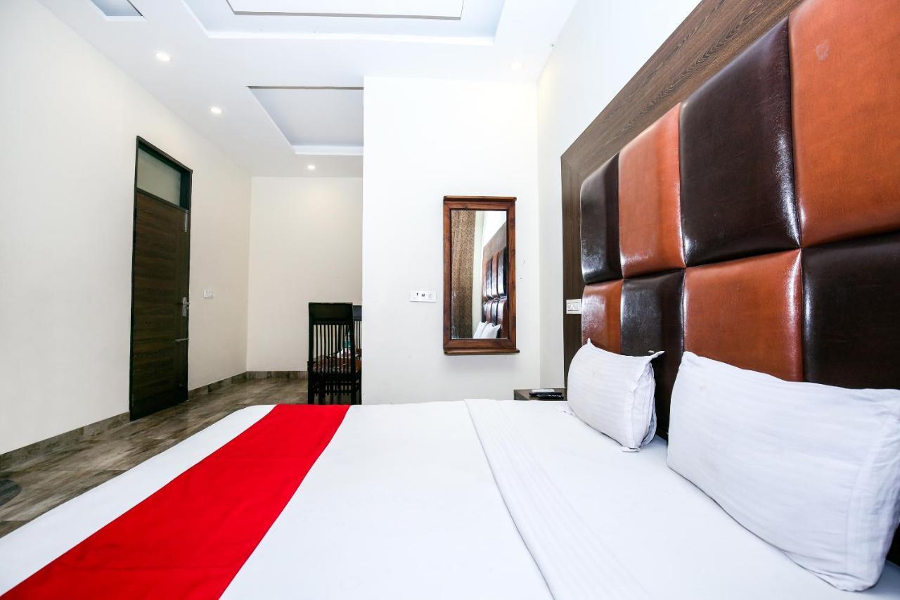 Hotel Woodcrest Zirakpur Chandigarh - Luxury Rooms 外观 照片