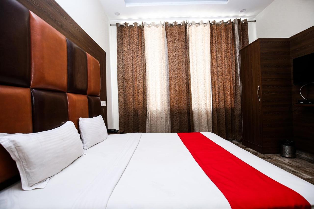 Hotel Woodcrest Zirakpur Chandigarh - Luxury Rooms 外观 照片