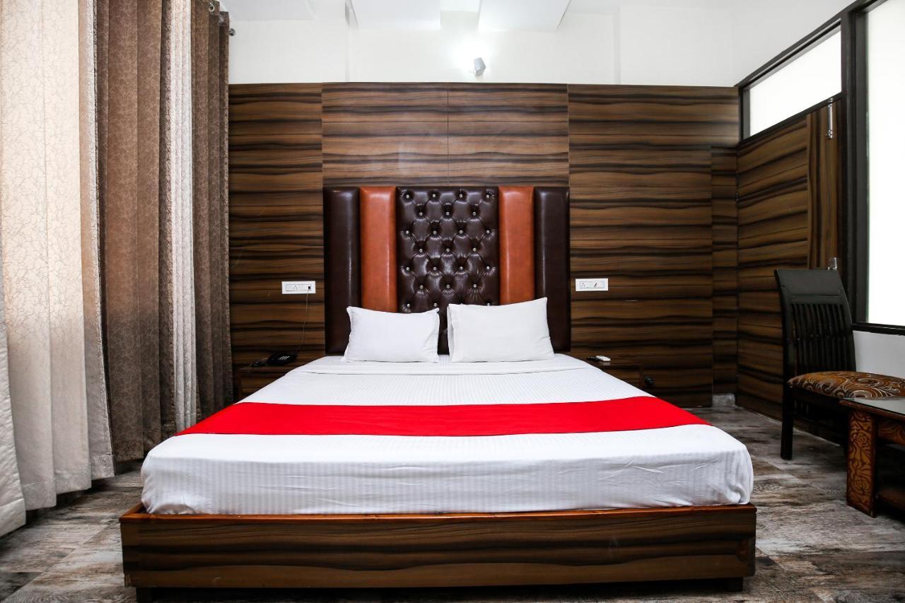 Hotel Woodcrest Zirakpur Chandigarh - Luxury Rooms 外观 照片